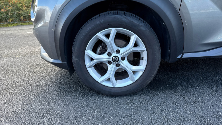 Nissan Juke 1.0 DiG-T 114 N-Connecta 5dr Petrol Hatchback